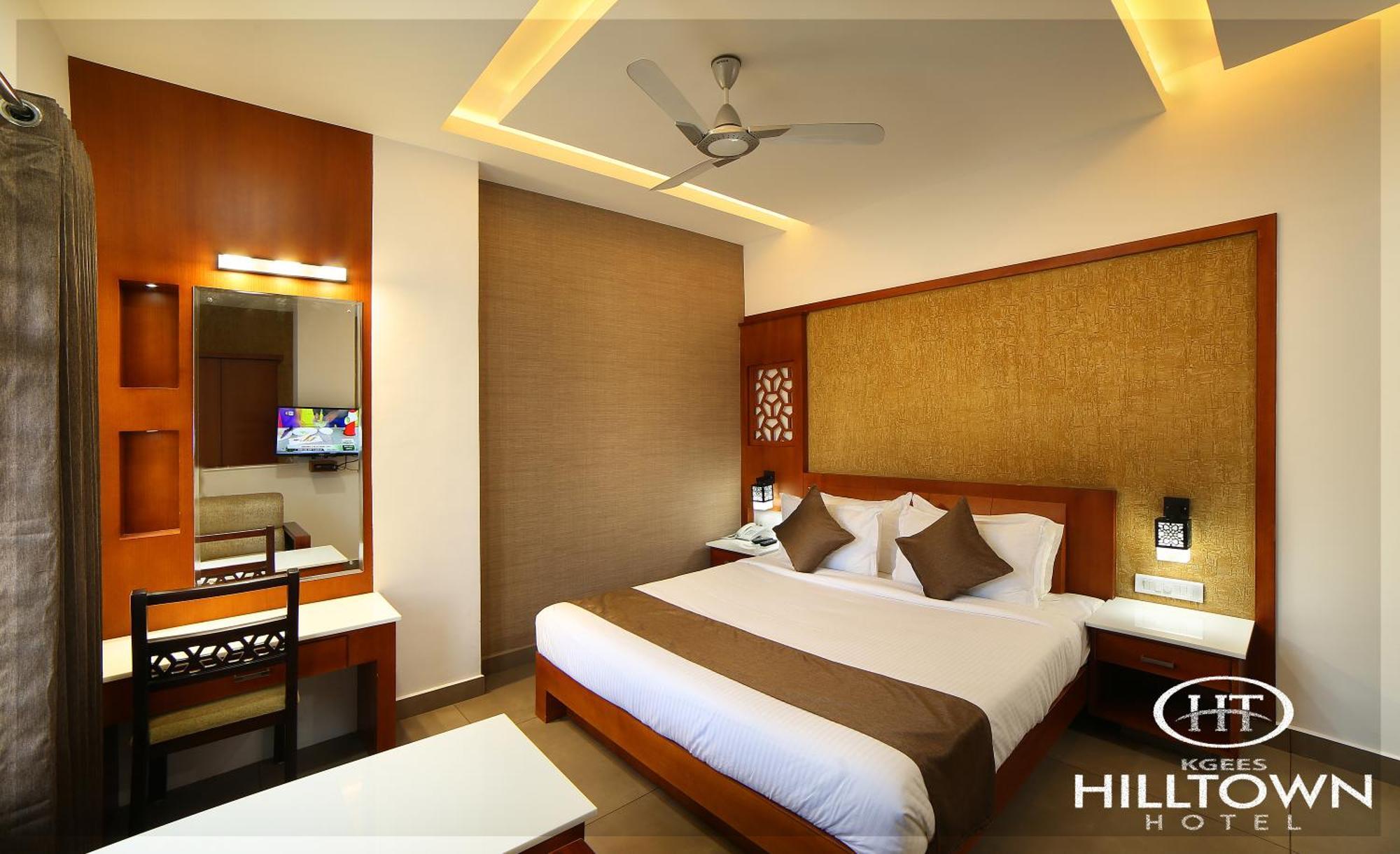 Kgees - Hill Town Hotel Kattappana Ngoại thất bức ảnh